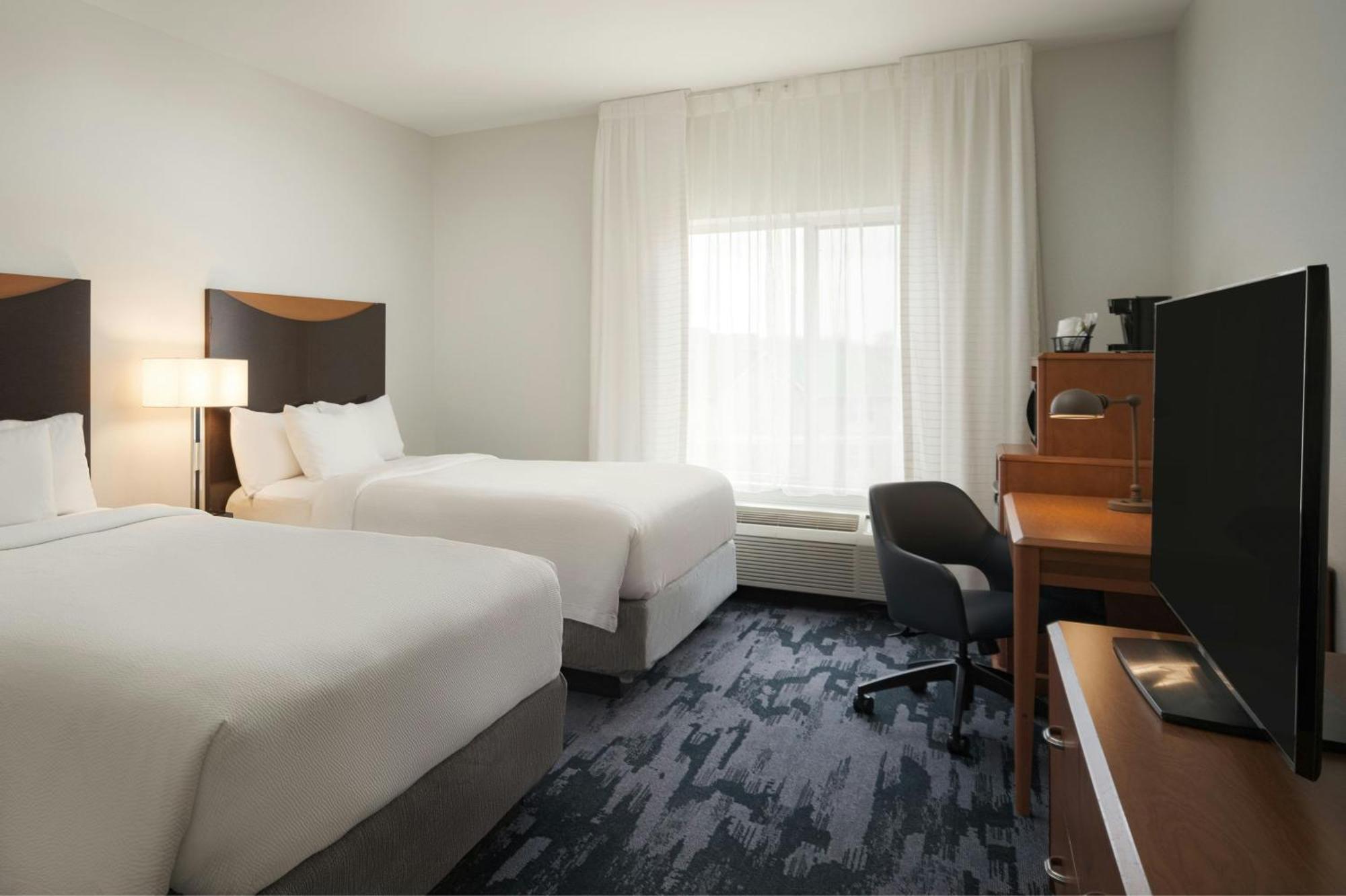 Hotel Fairfield & East