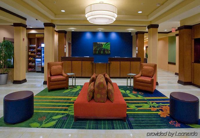 Fairfield & East Hotel 3*