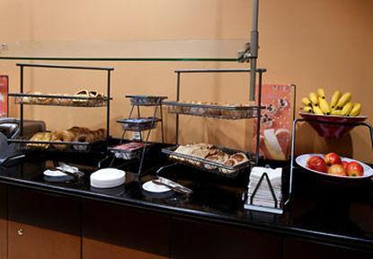 Fairfield & East Hotel 3*